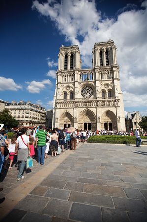 Queueing for Notre Dame.