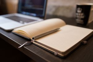 Negative-space-coffee-macbook-notepad.jpg